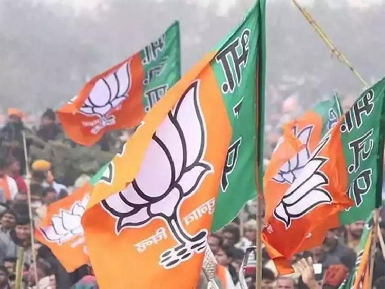 60 सदस्‍यीय विधानसभा में अब BJP के 56 सदस्‍य,  अरुणाचल में चुनाव से पहले 4 विधायकों ने बदला पाला