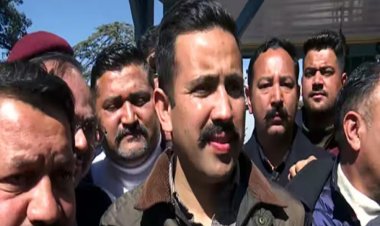 हिमाचल में खत्म नहीं हुआ संकट? कैबिनेट मीटिंग बीच में ही छोड़कर गए विक्रमादित्य