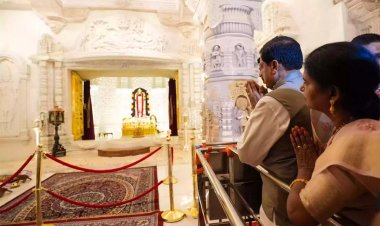 अयोध्या में किए रामलला के दर्शन, प्रभु श्रीराम के दर्शन कई जन्मों के पुण्य-प्रताप का प्रसाद होता है: मुख्यमंत्री डॉ. मोहन यादव