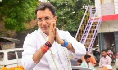 उत्तर प्रदेश के कैबिनेट मंत्री जितिन प्रसाद ने पीलीभीत से दाखिल किया नामांकन