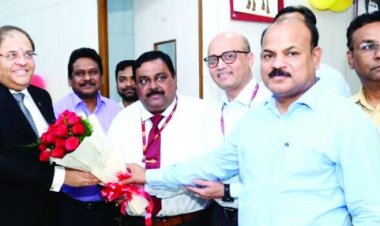 आशीष चतुर्वेदी ने पंजाब नैशनल बैंक अंचल कार्यालय का कार्यभार संभाला