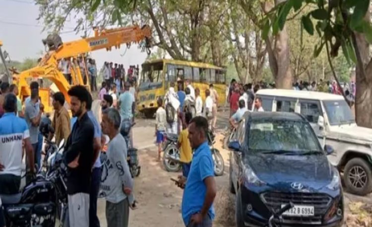 महेंद्रगढ़ के कनीना कस्बे में भीषण सड़क हादसा, स्कूल बस पलटने से 6 बच्चों की मौत