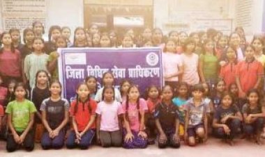 बालिका आवासीय विद्यालय की छात्राओं को दी कानूनीजानकारी