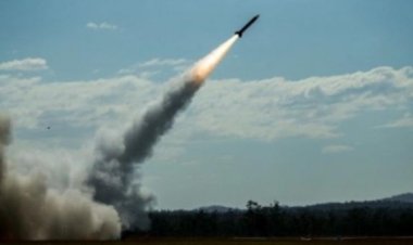 अमेरिका ने अन्य देशों द्वारा ऑर्डर की गई मिसाइलों को भेजा यूक्रेन