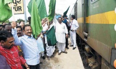 श्री रामलला दर्शन योजना, संभाग के 850 भक्त अयोध्या रवाना