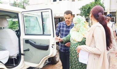 केज खरीदी में 2.16 करोड़ का फर्जीवाड़ा, महिला अफसर बिलासपुर में पकड़ाई