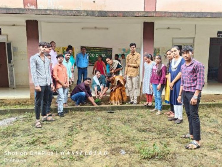 पौधारोपण कर संरक्षित करना हम सबकी जिम्मेदारी -डॉ. अनुसुइया