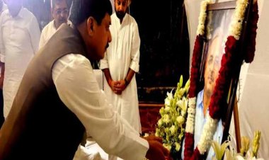 मुख्यमंत्री डॉ. यादव ने स्व. उमेश उपाध्याय को पुष्पांजलि अर्पित की