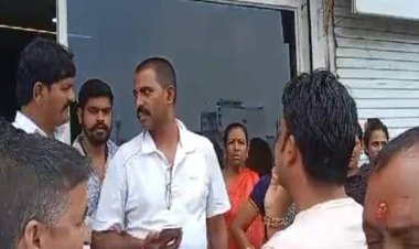 बगीचे की जमीन पर बने मंदिर को तोड़ने की कोशिश:रहवासियों का आरोप गुडें बुलडोजर लेकर आए,कालोनीनाईजर के आफिस पर हंगामा