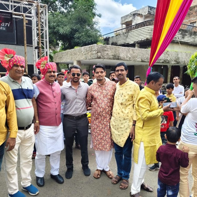 संत हिरदाराम नगर में रामदेव बाबा जन्मोत्सव मनाया गया:रात्रि जागरण में राजस्थानी भजनों ने समां बांधा, हुजूर विधायक रहे मौजूद