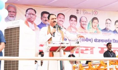 आवास मेला में प्रभारी मंत्री जायसवाल हुए शामिल, पीएम आवासों का भूमिपूजन