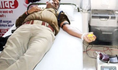 पुलिस अस्पताल अम्बिकापुर में स्वैच्छिक रक्तदान शिविर