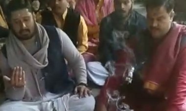 नेपाल में बलि रोकने उज्जैन में अनुष्ठान:चार घंटे चली पूजा में 55 पंडितों ने किया 11 लाख मंत्रों का जाप