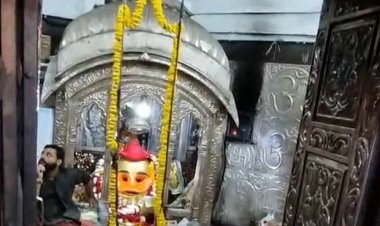 काल भैरव को दो महीने में 16 लाख का चढ़ावा:उज्जैन में मंदिर समिति ने खोली 7 भेंट पेटी, गर्भगृह की दो पेटियों की गिनती आज