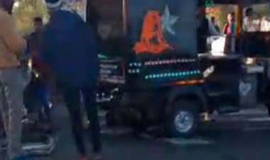 बाइक और ऑटो की टक्कर में एक छात्र की माैत:रतलाम के बाजना में स्कूली बच्चे लेकर जा रहा था ऑटो; 6 छात्र घायल