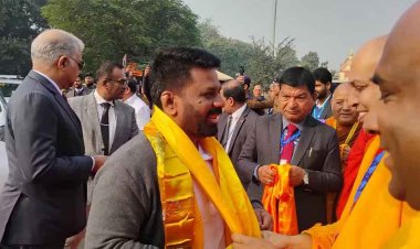 श्रीलंका के राष्ट्रपति दिसानायके बोधगया पहुंचे, महाबोधि मंदिर में की पूजा-अर्चना