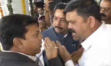 छत्तीसगढ़-विधानसभा में पत्रकार से धक्कामुक्की और दुर्व्यहार, बीजेपी बोली-कांग्रेस अब गुंडागर्दी पर उतारू