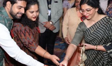 इंदौर के चोइथराम स्कूल नॉर्थ कैंपस में 'कॉसमॉस':मिलन समारोह में पूर्व छात्रों ने पुराने दिनों की यादें ताजा की, गेम्स खेले