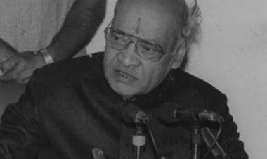 बाबा के लिए शोक सभा तक नहीं;मनमोहन सिंह के वास्ते जमीन; CONG पर भड़कीं शर्मिष्ठा