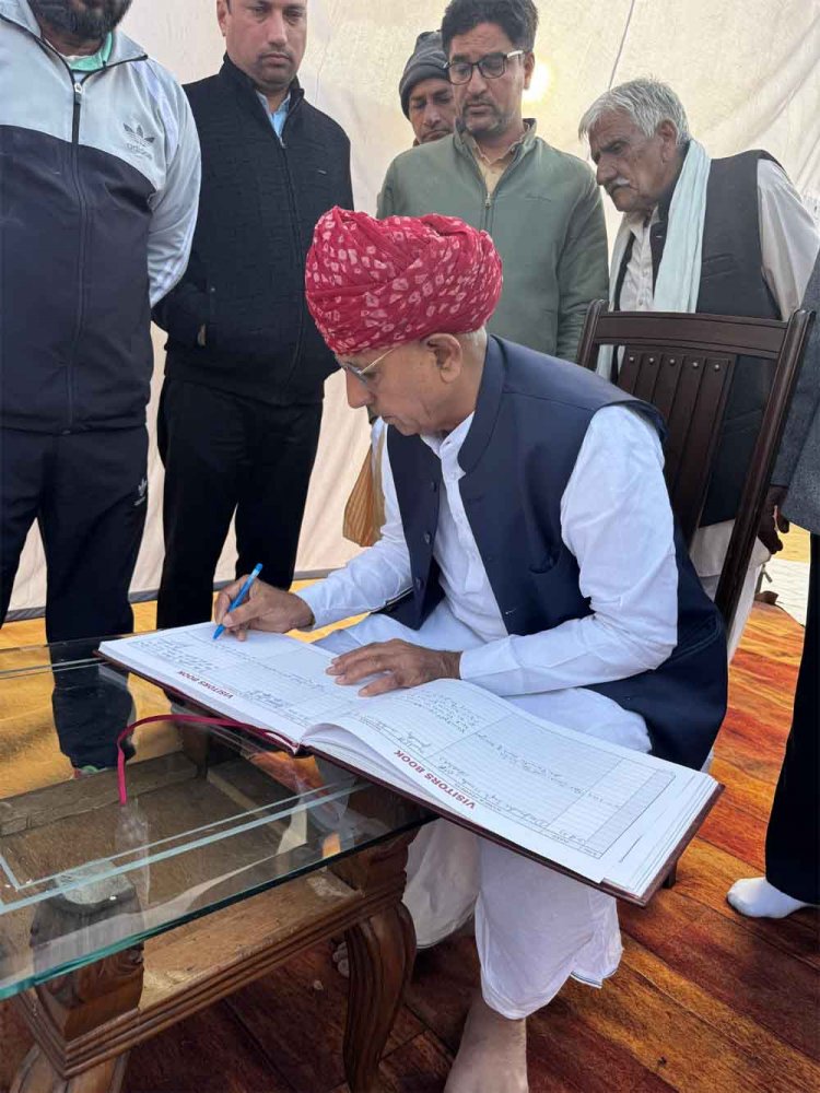 राजस्थान-केंद्रीय कृषि मंत्री पहुंचे सिरसा-हरियाणा, पूर्व मुख्यमंत्री ओमप्रकाश चौटाला को दी श्रद्धांजलि