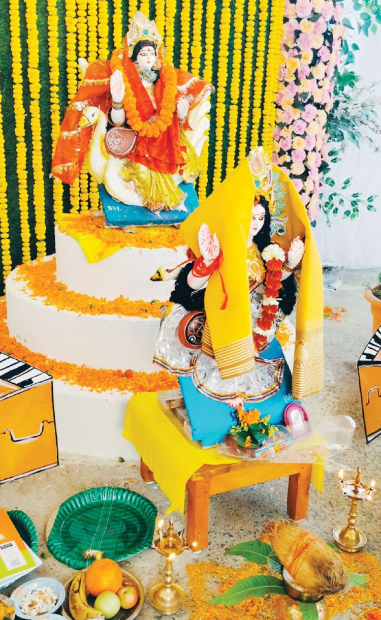 माउंट लिट्रा जी स्कूल में बसंत पंचमी उत्सव