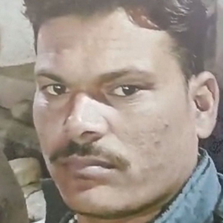 देवास में दो बाइक की टक्कर, 2 की मौत:एक गंभीर घायल; बरोठा मार्ग पर हुआ हादसा