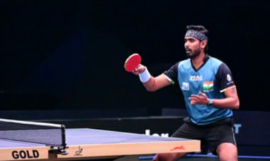 दमोह में गोवंश की हत्या, हिंदू संगठनों पर फायरिंग:कार्यकर्ताओं ने बंद बुलाया; आरोपियों के घरों पर चला बुलडोजर