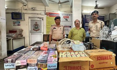 तंबाखू -हुक्का कारोबारी मोहन मंधानी देर रात गिरफ्तार