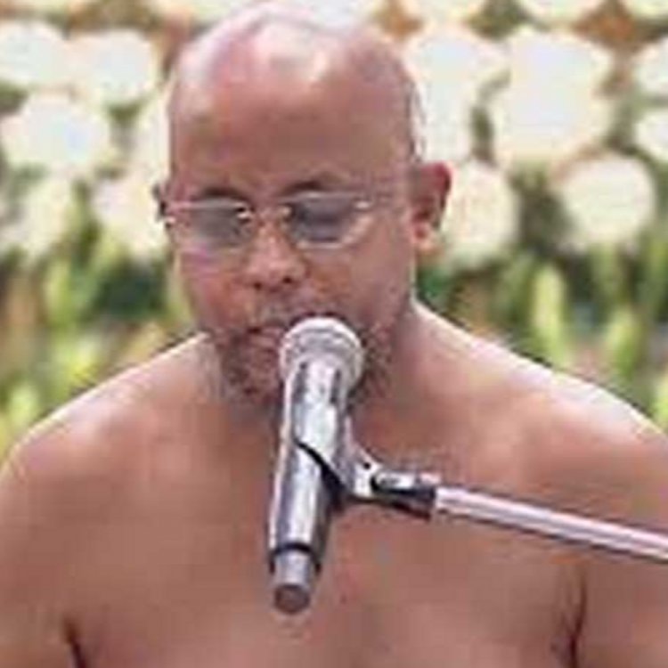 उज्जैन में बोले संत प्रज्ञा सागर; बेटियों को सोफिया-व्योमिका बनाओ:लव जिहाद से सावधान रहने, चीन-पाकिस्तान-तुर्किए-अजरबैजान का बहिष्कार करने की अपील