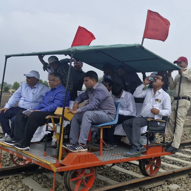 120 की स्पीड से आज चलाएंगे ट्रायल ट्रेन:रेलवे ने ट्रैक से दूर रहने को कहा, सीआरएस जांचेंगे नए ट्रैक की क्षमता