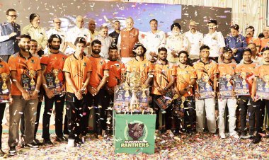 सीसीपीएल में विजेती टीम राजनांदगांव पैंथर्स का भव्य सम्मान