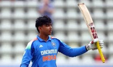 इंग्लैंड में 14 साल के वैभव सूर्यवंशी ने अपने नाम किया नया रिकॉर्ड