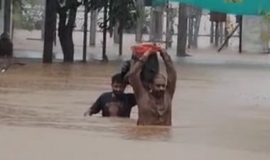 नर्मदापुरम-इटारसी में 4 घंटे की बारिश से बाढ़ जैसे हालात:खर्रा नदी उफान पर, जामनी गांव बना टापू; सब स्टेशन में घुसा 4 फीट पानी