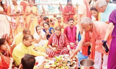 विश्व के सबसे बड़े प्राकृतिक शिवलिंग मयाली में शिव महापुराण कथा के अंतिम दिन ऑनलाइन जुड़े  सीएम,  प्रदेश की सुख-समृद्धि और खुशहाली की कामना