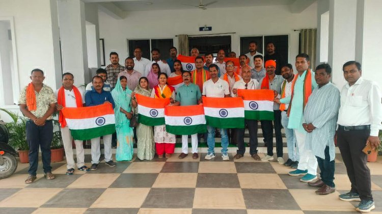 तिरंगा यात्रा की तैयारियों पर भाजपा उतई मंडल की बैठक