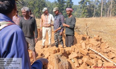 अवैध रूप से बनी ईंट जब्त