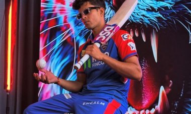 दिल्ली कैपिटल्स से जुड़े इंदौर के क्रिकेटर माधव तिवारी:IPL फ्रेंचाइजी ने 40 लाख में खरीदा, दूसरी बार टीम में शामिल; अंडर-18 में लगाया दोहरा शतक