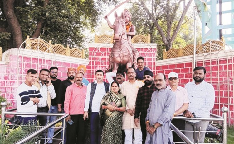 शहीद वीर नारायण की पुण्यतिथि मनी