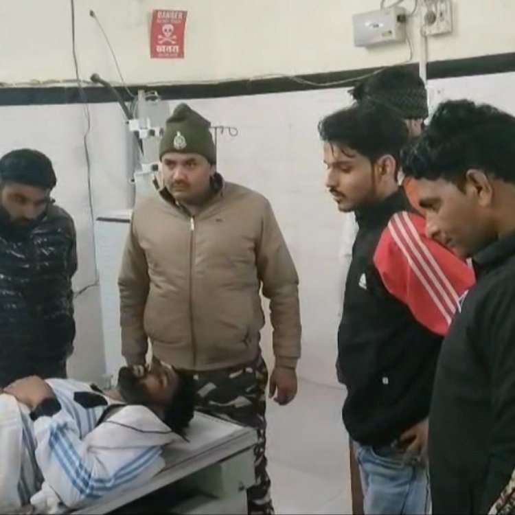 युवक को संदिग्ध हालात में प्राइवेट पार्ट में गोली लगी:मुरैना में दो बाइक सवार युवकों पर आरोप, कपड़ों पर निशान नहीं; मामला संदिग्ध