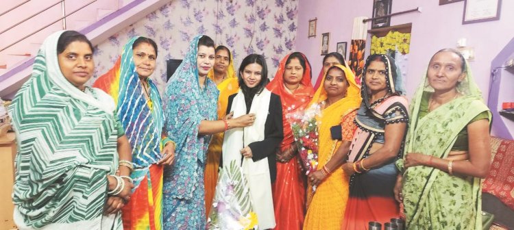 मृणाल को युवा रत्न सम्मान, जनपद उपाध्यक्ष ने दी बधाई