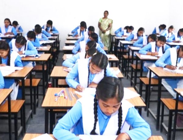 क्रियान्वयन में लापरवाही बर्दास्त नहीं -प्रखर चंद्राकर